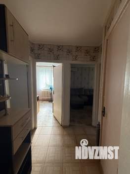 4-к квартира, вторичка, 63м2, 3/5 этаж