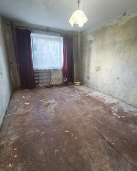 3-к квартира, вторичка, 64м2, 1/9 этаж