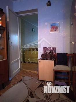 3-к квартира, вторичка, 58м2, 1/6 этаж