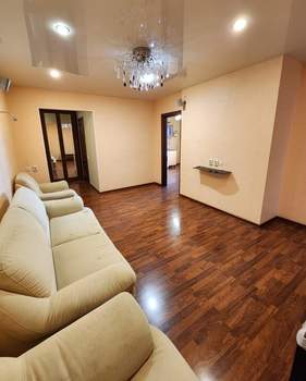 4-к квартира, вторичка, 100м2, 10/10 этаж