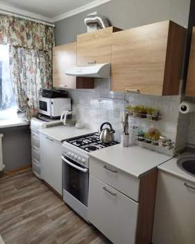 3-к квартира, вторичка, 57м2, 9/9 этаж