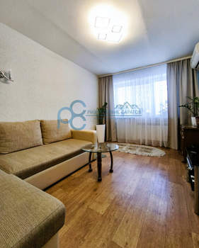 2-к квартира, вторичка, 42м2, 1/5 этаж