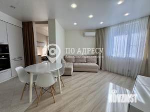 2-к квартира, вторичка, 67м2, 8/18 этаж