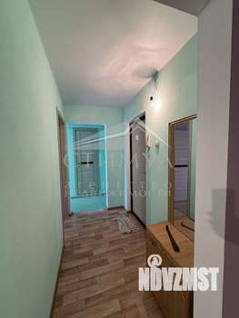 3-к квартира, вторичка, 60м2, 1/9 этаж