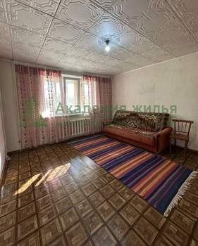 3-к квартира, вторичка, 61м2, 1/5 этаж