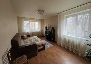 3-к квартира, вторичка, 57м2, 1/9 этаж