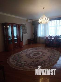 4-к квартира, вторичка, 160м2, 5/6 этаж