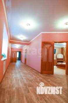 5-к квартира, вторичка, 252м2, 2/5 этаж