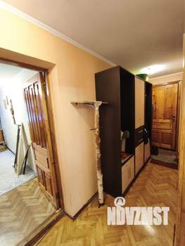 2-к квартира, вторичка, 43м2, 1/5 этаж