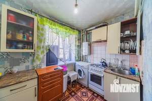 4-к квартира, вторичка, 60м2, 1/5 этаж