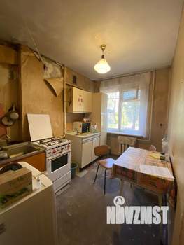 3-к квартира, вторичка, 60м2, 1/9 этаж