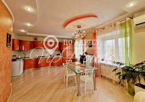 4-к квартира, вторичка, 202м2, 11/12 этаж