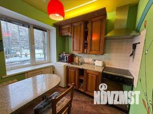 2-к квартира, вторичка, 43м2, 1/5 этаж