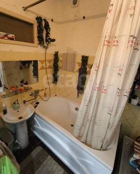 3-к квартира, вторичка, 76м2, 5/5 этаж