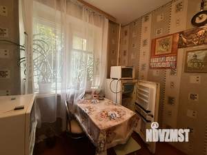 2-к квартира, вторичка, 43м2, 1/5 этаж