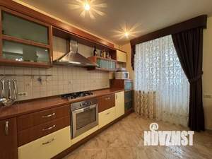 3-к квартира, вторичка, 130м2, 7/10 этаж