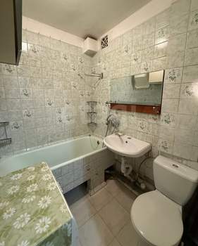 2-к квартира, вторичка, 43м2, 3/5 этаж