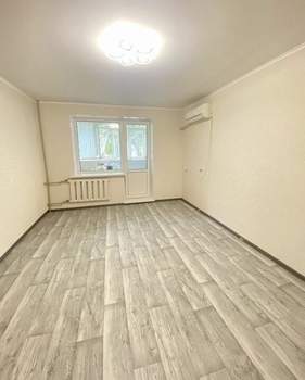 3-к квартира, вторичка, 60м2, 1/5 этаж