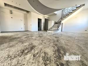 3-к квартира, вторичка, 94м2, 3/3 этаж