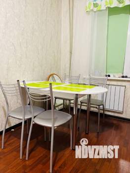 2-к квартира, вторичка, 60м2, 1/10 этаж