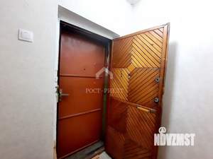 2-к квартира, вторичка, 42м2, 1/5 этаж
