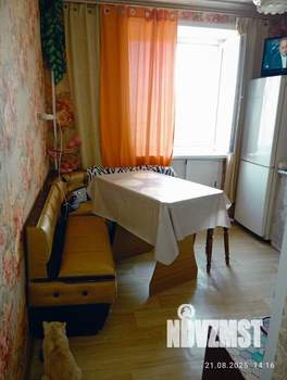 2-к квартира, вторичка, 49м2, 9/9 этаж