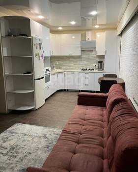 3-к квартира, вторичка, 70м2, 2/10 этаж