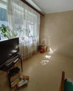 2-к квартира, вторичка, 43м2, 1/5 этаж