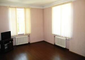 3-к квартира, вторичка, 71м2, 2/4 этаж