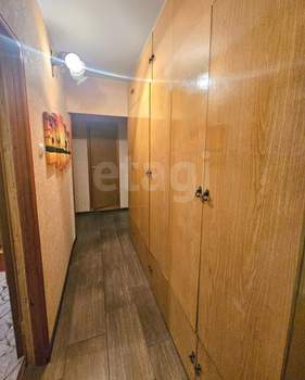 3-к квартира, вторичка, 64м2, 4/9 этаж