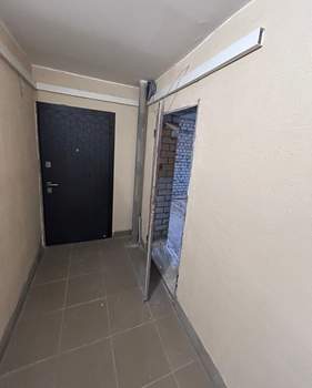 Студия квартира, вторичка, 40м2, 1/10 этаж