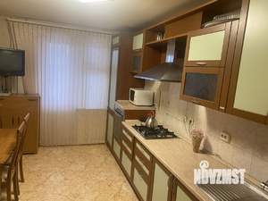 2-к квартира, вторичка, 70м2, 6/10 этаж
