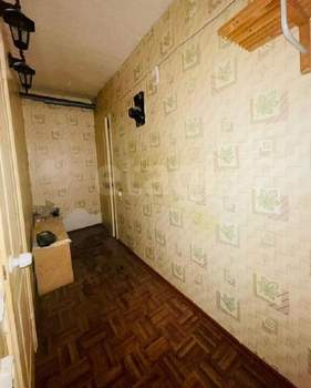 2-к квартира, вторичка, 42м2, 1/5 этаж