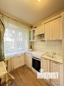 3-к квартира, вторичка, 60м2, 1/9 этаж