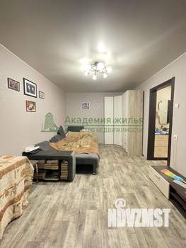 2-к квартира, вторичка, 43м2, 1/9 этаж
