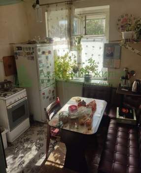 3-к квартира, вторичка, 58м2, 5/5 этаж