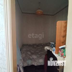 2-к квартира, вторичка, 42м2, 1/4 этаж