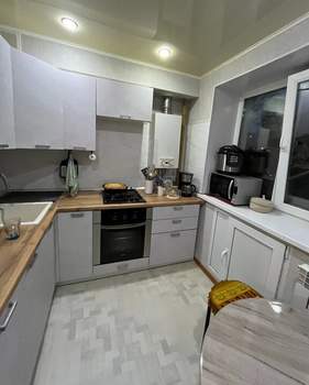 3-к квартира, вторичка, 57м2, 4/5 этаж