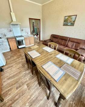 4-к квартира, вторичка, 106м2, 3/3 этаж