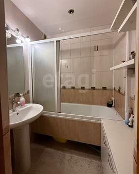 3-к квартира, вторичка, 65м2, 3/10 этаж