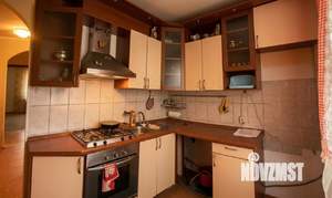 3-к квартира, вторичка, 78м2, 1/3 этаж