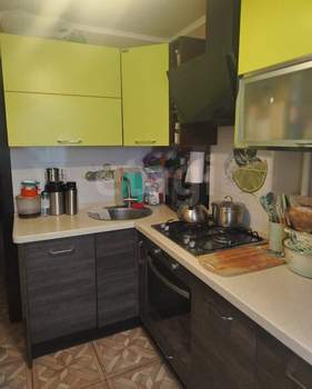 3-к квартира, вторичка, 60м2, 6/9 этаж