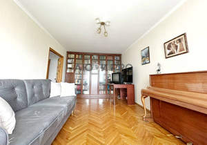 3-к квартира, вторичка, 78м2, 9/10 этаж