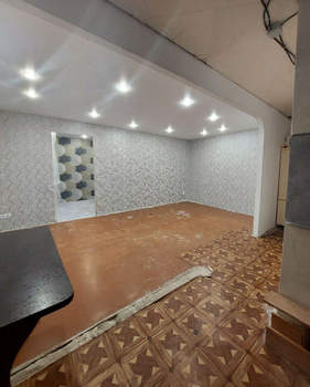 2-к квартира, вторичка, 42м2, 3/5 этаж