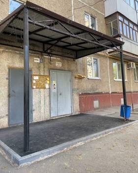 2-к квартира, вторичка, 50м2, 9/9 этаж