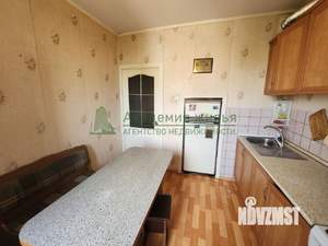3-к квартира, вторичка, 65м2, 8/9 этаж
