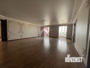 3-к квартира, вторичка, 113м2, 9/14 этаж