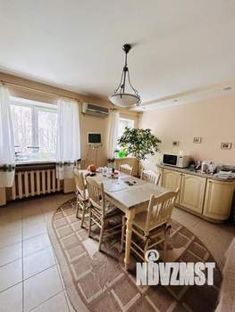 4-к квартира, вторичка, 158м2, 4/5 этаж