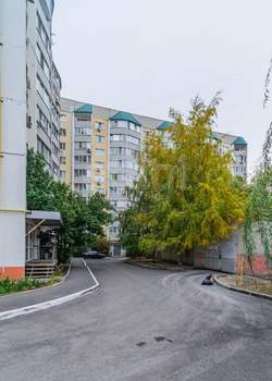 3-к квартира, вторичка, 82м2, 8/10 этаж