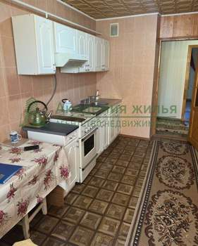 3-к квартира, вторичка, 61м2, 1/5 этаж